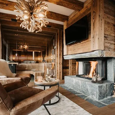 Beautiful Chalet In With, Pool & Terrace - What'app - 0039-3512-039-610 - For Reservations! * Hofmark