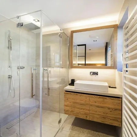 Villa Beautiful Chalet In With, Pool & Terrace - What'app - 0039-3512-039-610 - For Reservations!